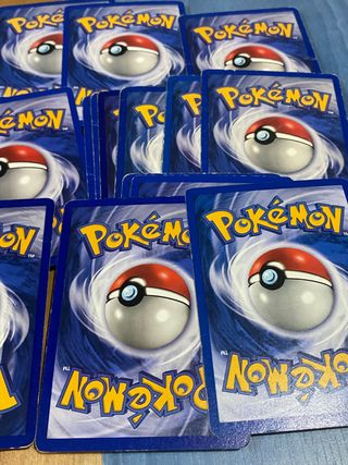 32 cartas pokémon FOSSIL inglés
