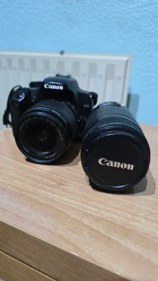 Cámara Canon EOS + Objetivo EF-S 18-55mm
