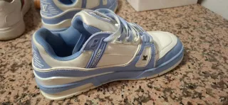 Zapatillas Louis Vuitton Azul y Blanco