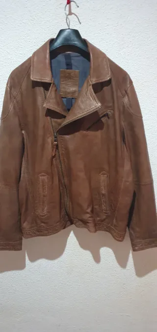 Chaqueta de cuero marrón hombre
