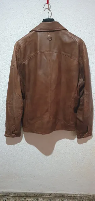 Chaqueta de cuero marrón hombre