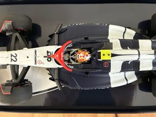 AlphaTauri F1 Tsunoda 1/18 Edición Limitada 2023