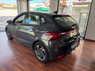 Hyundai i20 2022 100cv