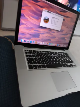 Portátil Apple MacBook Pro Gris Espacial