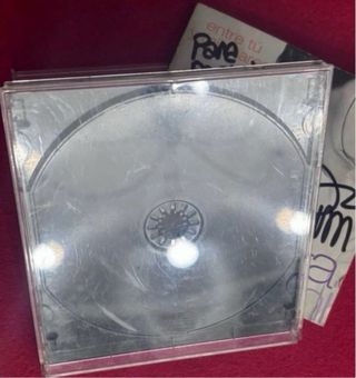 antiguo CD Laura Pausini Autografiado/Dedicado