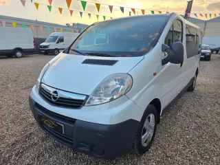 Opel Vivaro 9 plazas 228.153KM