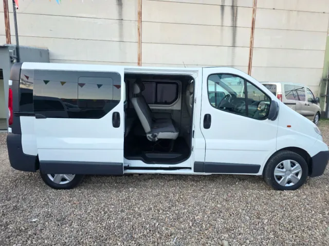 Opel Vivaro 9 plazas 228.153KM