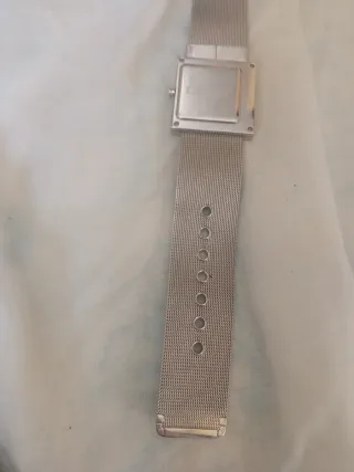 Reloj DKNY Malla Plateada