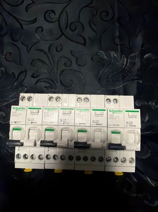 Schneider Electric Acti9 IC40N C16