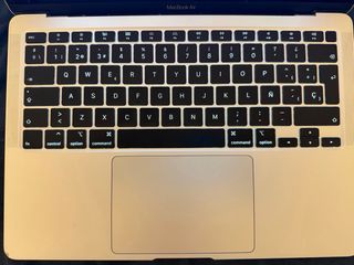 MacBook Air 13 2020 Intel Core i3 8GB RAM