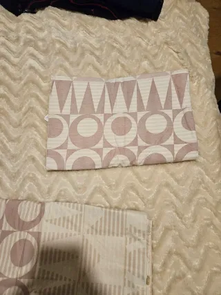 Funda nórdica beige y rosa