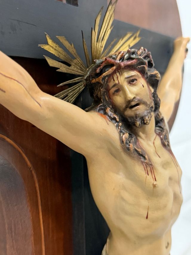 ESPECTACULAR CRUCIFICADO PAN ORO OLOT