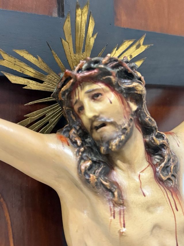 ESPECTACULAR CRUCIFICADO PAN ORO OLOT