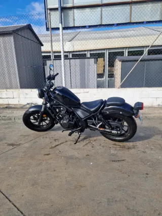 Honda Rebel 500 Negra