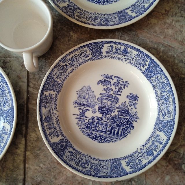 4 Platos de Postre Gil Vargas