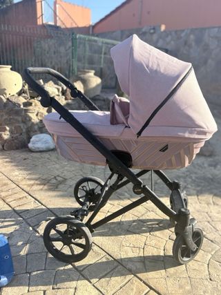 Capazo y chasis de carrito bebé