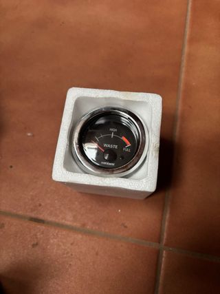 Indicador Nivel Aguas Negras VETUS 12V - Nuevo