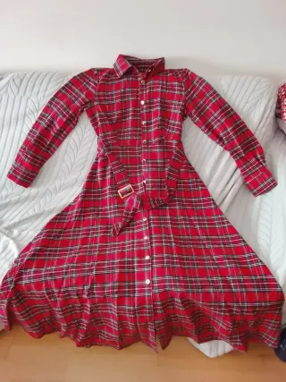 Vestido de cuadros rojo