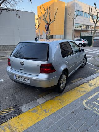 Volkswagen Golf 2002