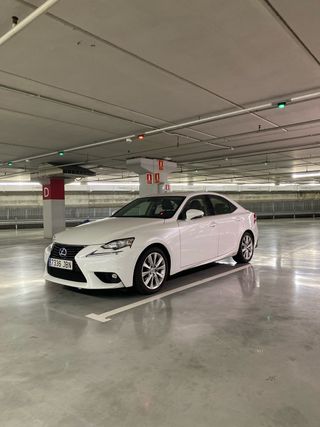 Lexus IS 2014