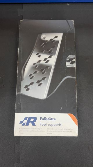 Apoio de pé VW Golf 4 R32 c/caixa