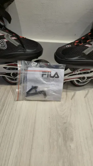 Patines en línea Fila con protecciones. Talla 40