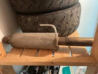 Silenciador universal para coche