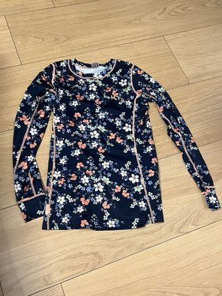 Conjunto Kari Traa floral sin estrenar talla S