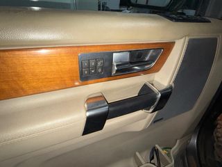 Land Rover Discovery 2009