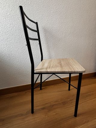 Juego de 2 sillas de madera y metal