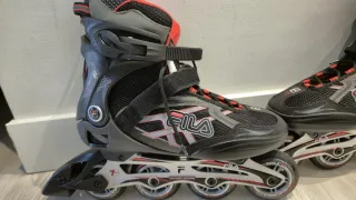Patines en línea Fila negros y rojos. Talla 43