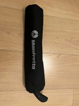 Trípode Manfrotto Negro regulable en altura