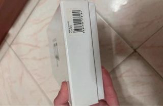 Portafoglio donna con logo RB