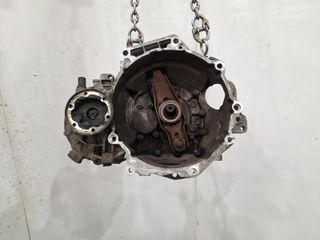 AUDI A1 2011 1,6 L diésel 5 [mvr: velocidad] caja de cambios manual 2R300041TV