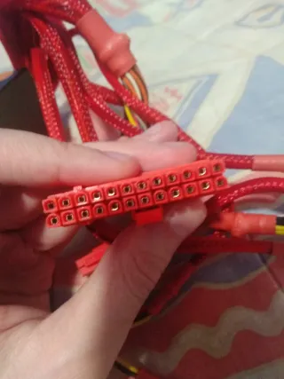 Fuente Alimentación Gaming Negra