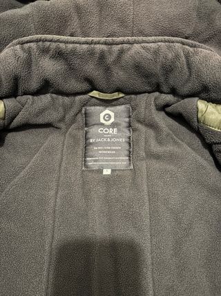 Chaqueta Jack & Jones verde con capucha