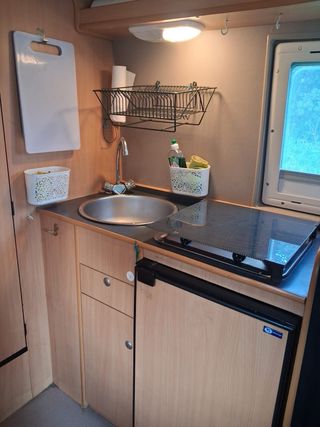 Campervan profesional conversion 6 plazas