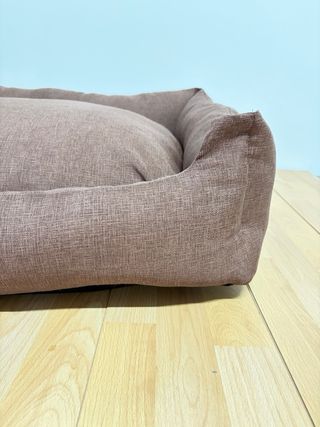 Cuccia per cani marrone/rosa