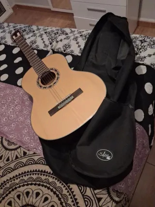 Guitarra Clásica Madera Natural