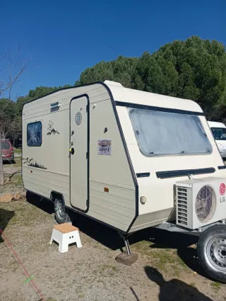 Caravana Adria Prima 400