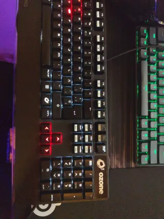 Ozone Strike Pro Negro/Rojo (solo envio)