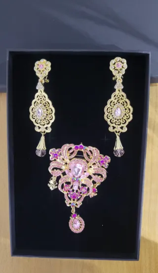 Conjunto Aderezo Rosa y Dorado