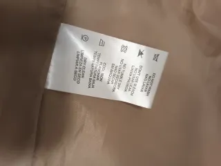 Chaqueta acolchada Michi beige