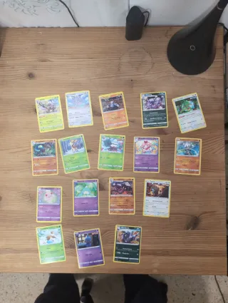 Lote de cartas Pokémon (réplicas)