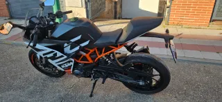 KTM RC 390 2021