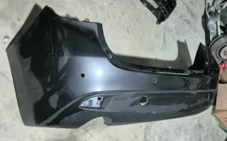 Paragolpes Trasero Mazda 3 2015