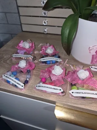 Llaveros decorativos para bolsitas de fiesta