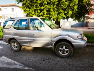 Tata Safari 2003
