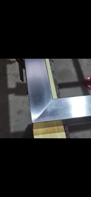 Herrería, puertas, barandillas y soldadura