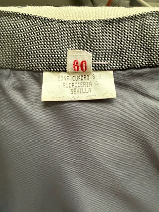 Chaqueta corta gris hombre.Muy ligera